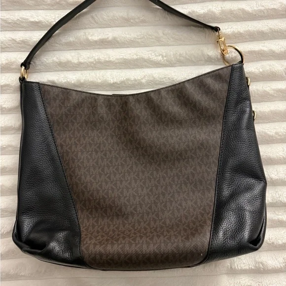 Michael Kors Black and Brown Shoulder Bag - Picture 2 of 8